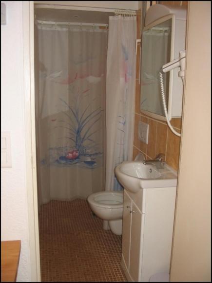 Location Villa Et Studios Roquebrune-sur Argens Pokój zdjęcie