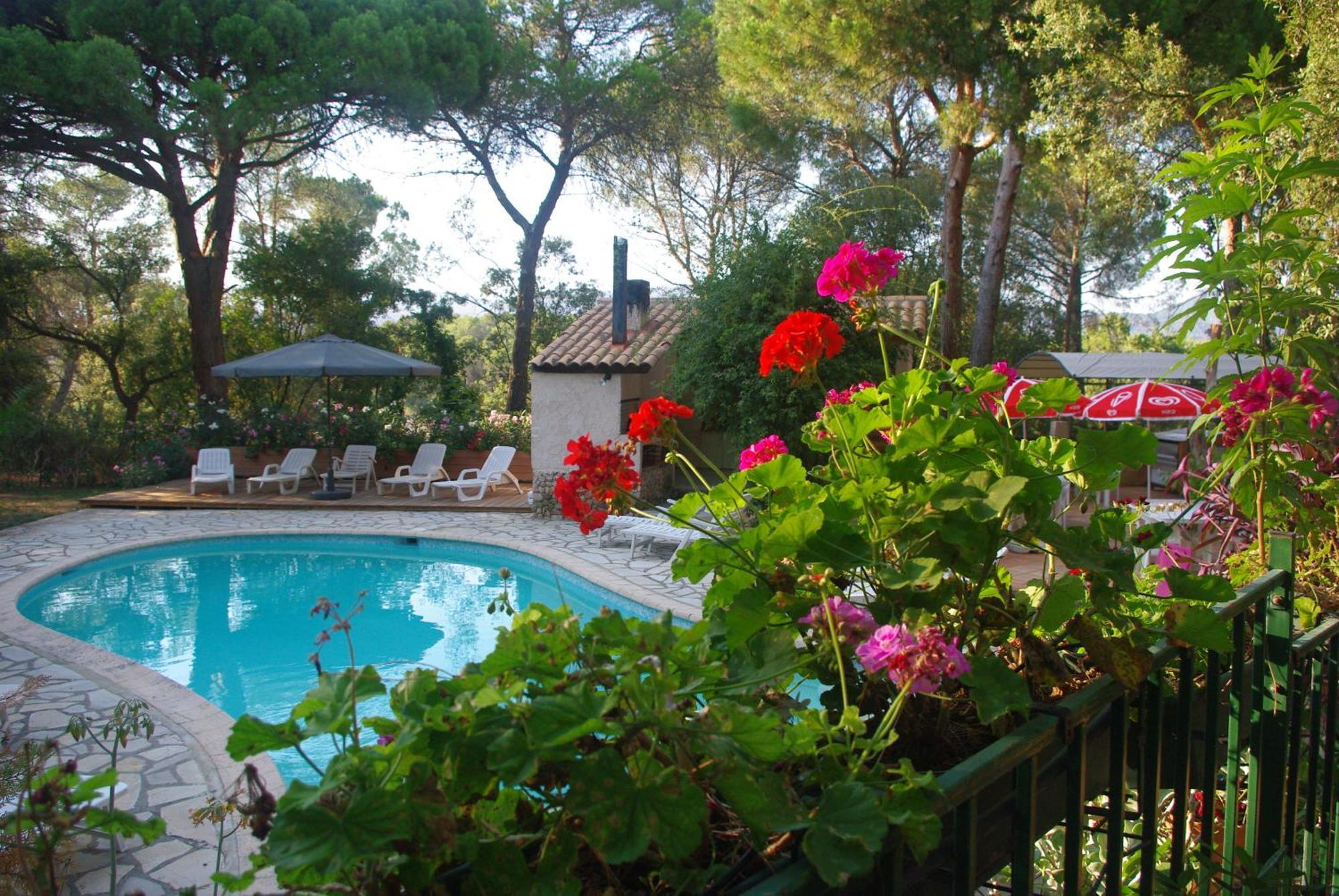 Location Villa Et Studios Roquebrune-sur Argens Zewnętrze zdjęcie