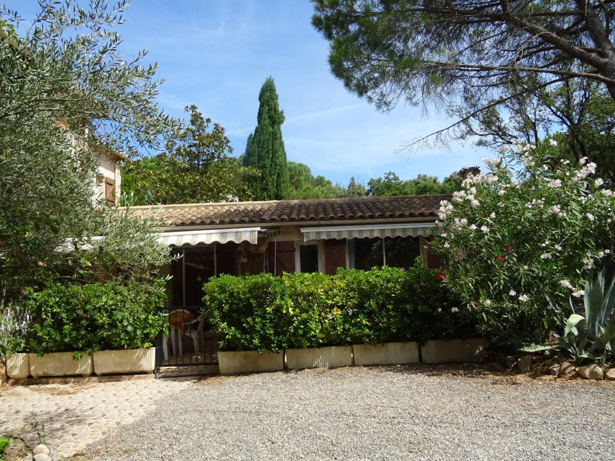 Location Villa Et Studios Roquebrune-sur Argens Zewnętrze zdjęcie